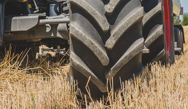 Haupteinsatzgebiet des Traktors sind Felder